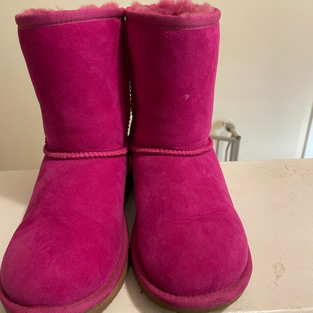 CLASSIC II BOOT in ROCK ROSE- EXCELLENT CONDITION!